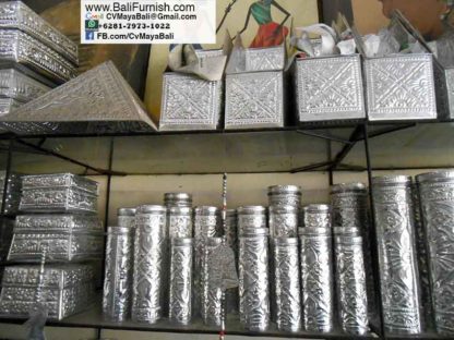 almb2-9-aluminium-boxes-craftsmen-in-bali