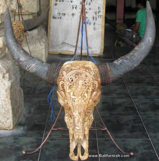 bhc-2-carved-bull-heads-b